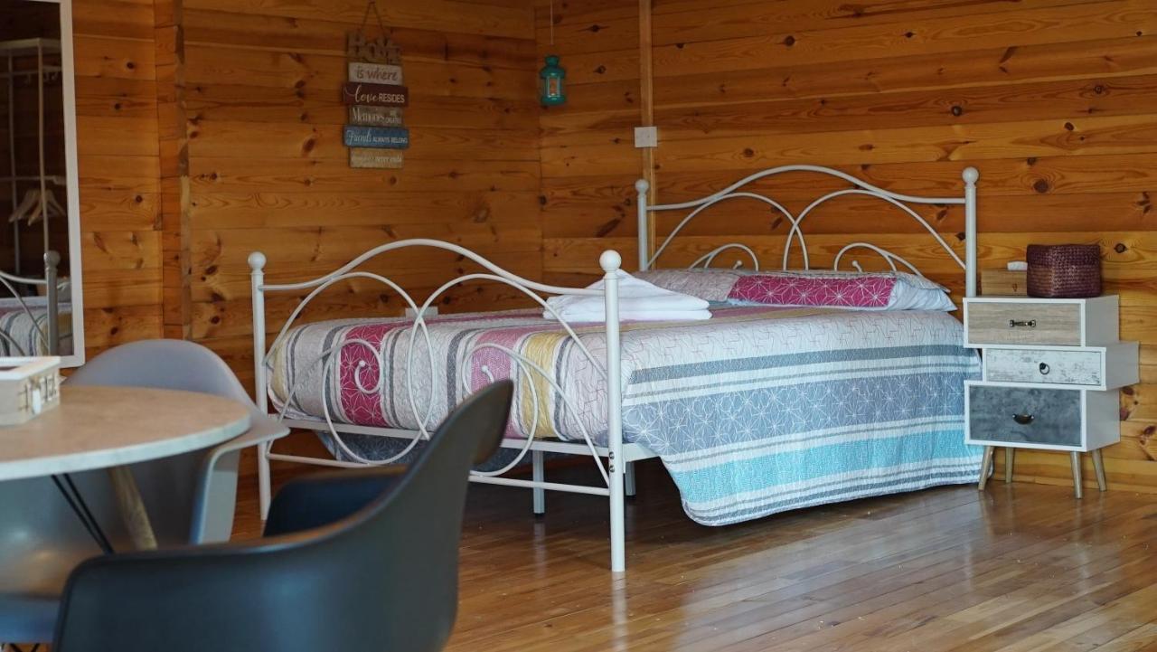Happy Glamping Cy Villa Agios Theodoros Bagian luar foto